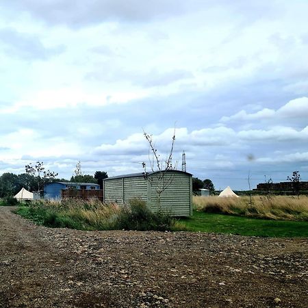 Boyce Fen Farm Retreat Glamping & Fishery Wisbech Exterior foto