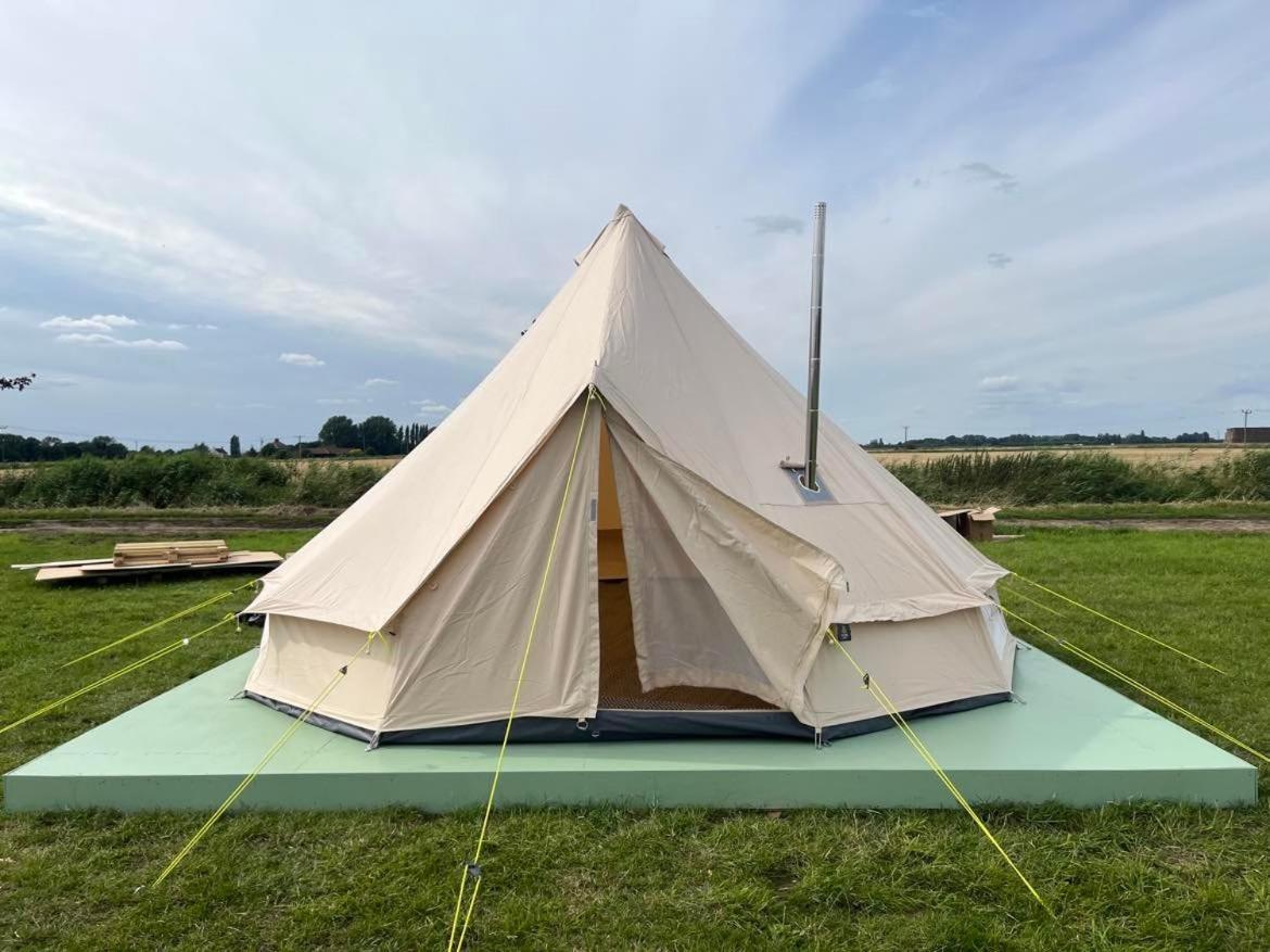 Boyce Fen Farm Retreat Glamping & Fishery Wisbech Exterior foto