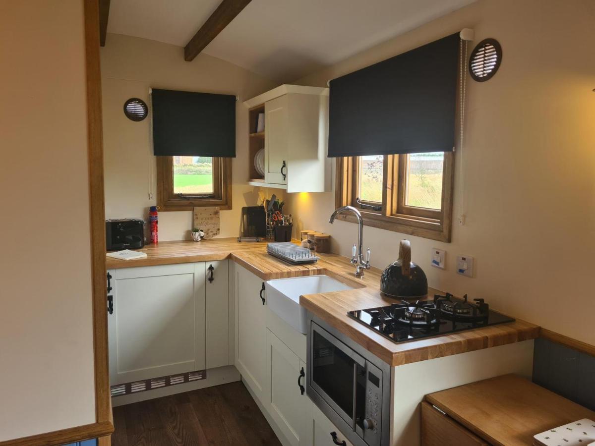 Boyce Fen Farm Retreat Glamping & Fishery Wisbech Exterior foto